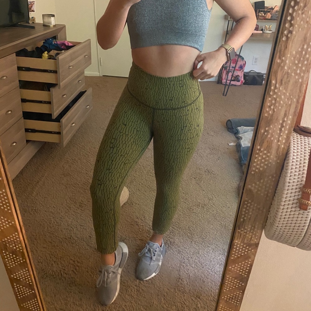Lululemon leggings
